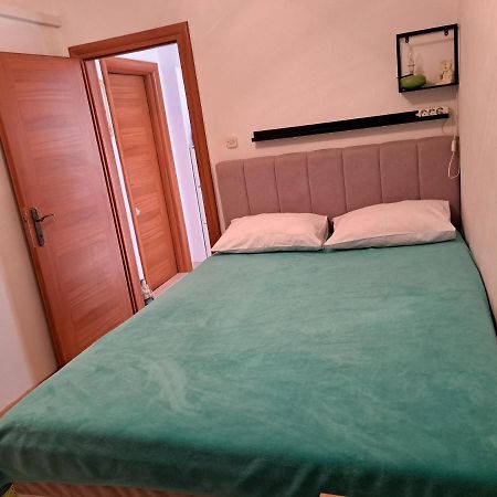 Apartmán Mateo Dugi Rat Exteriér fotografie